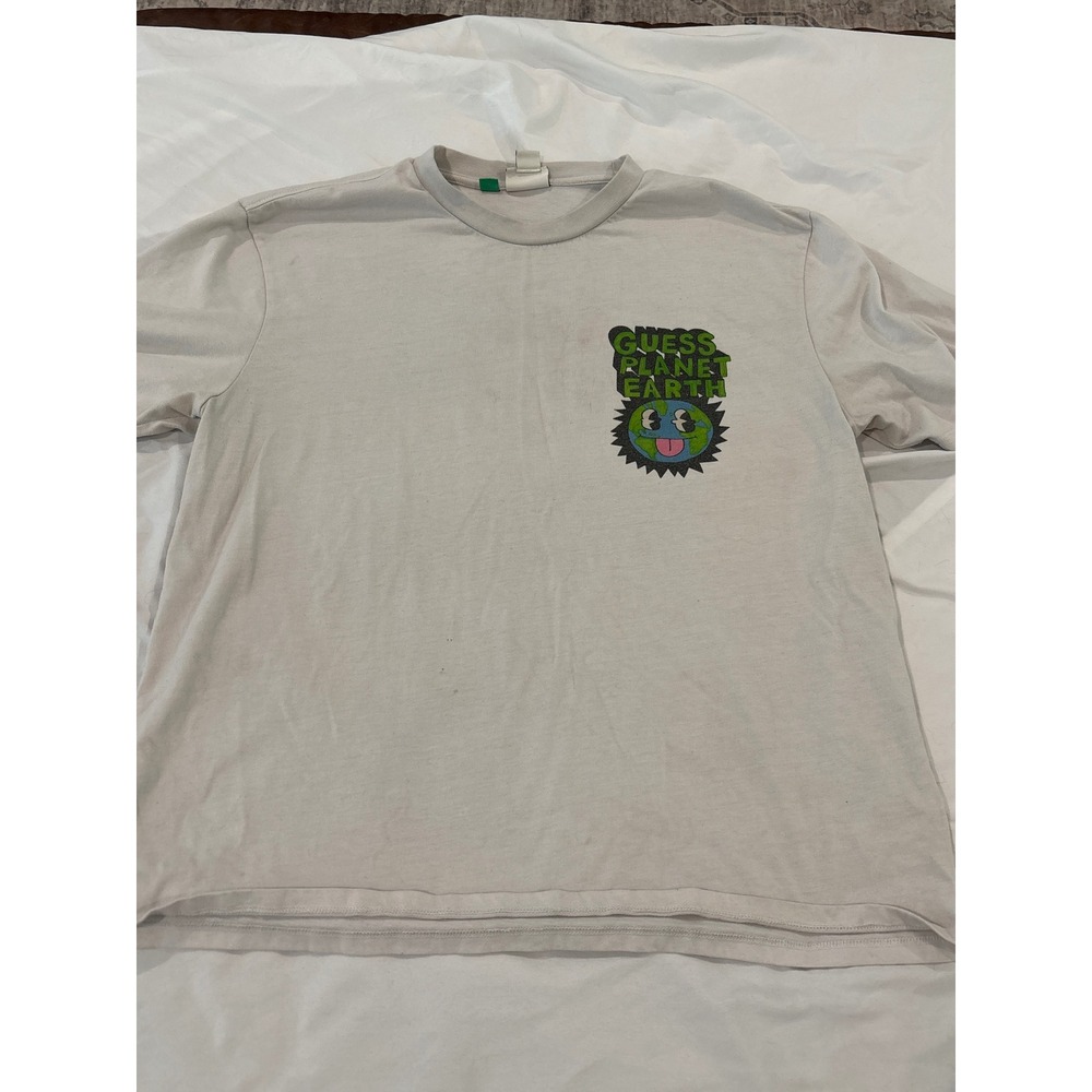 Guess Originals Earth Day 2023 Graphic T-Shirt Mens Medium Gray Short Sleeve